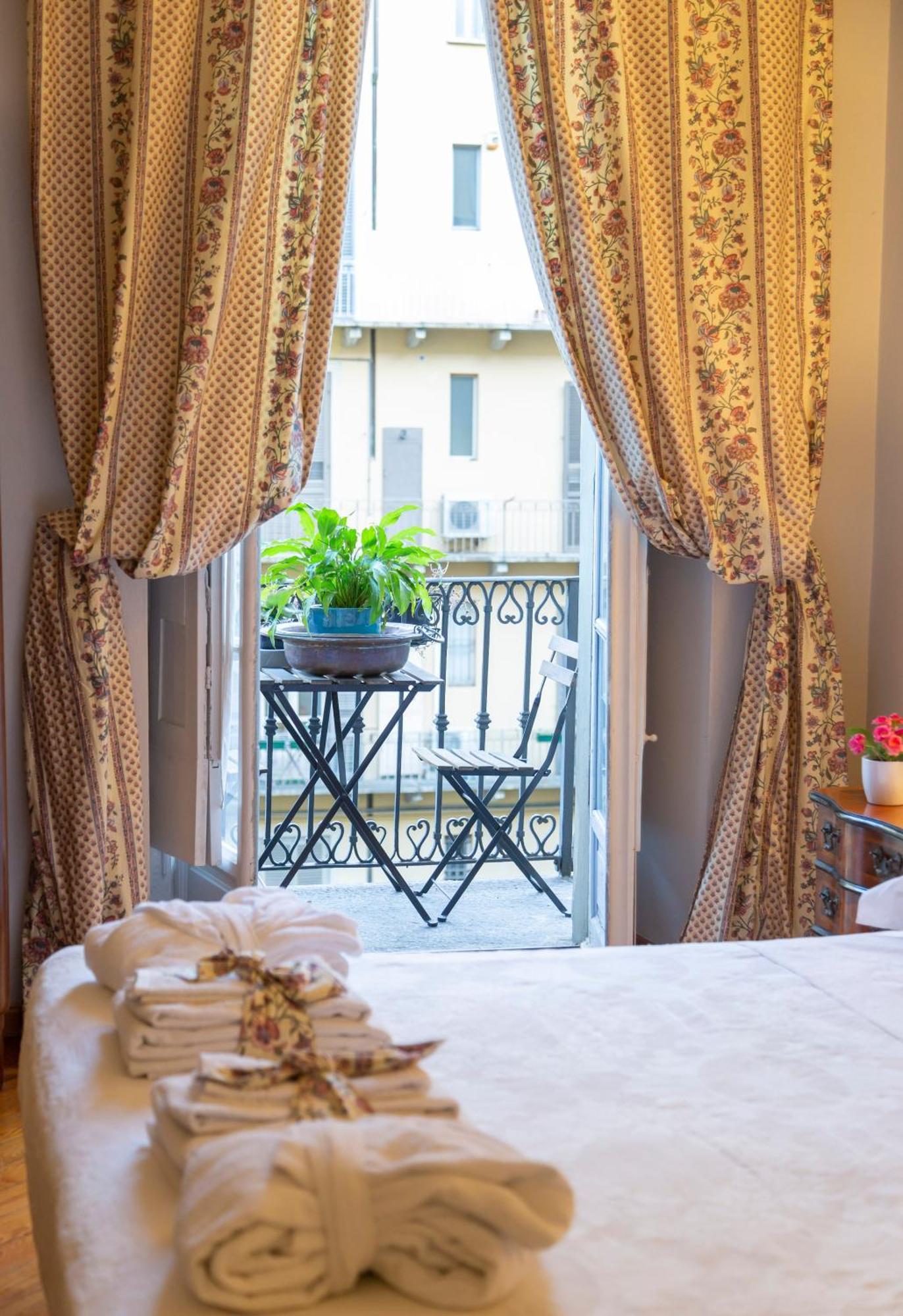 La Luna E I Falo Luxury Accomodation Турин Экстерьер фото